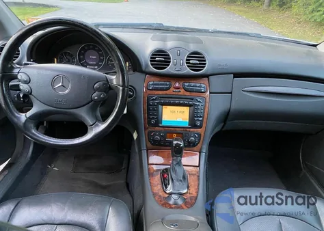 2004 Mercedes-Benz Clk 500 z USA, uszkodzony, nr VIN WDBTK75G14T023926